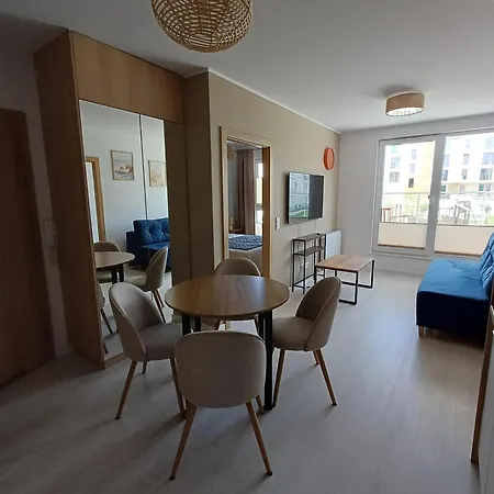 Baltyk Atrakcje Dla Dzieci Basen Sauna Jacuzzi Silownia Garaz W Cenie