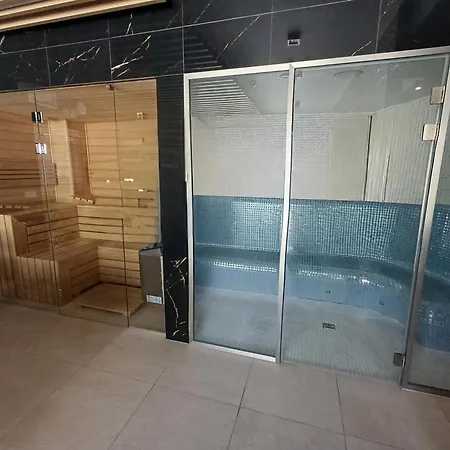 Baltyk Atrakcje Dla Dzieci Basen Sauna Jacuzzi Silownia Garaz W Cenie